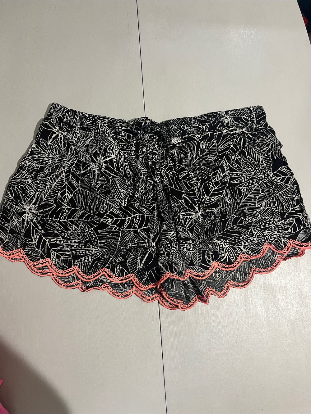 Mossimo Supply Co. Black and White Leaf-Print Shorts with Coral Trim